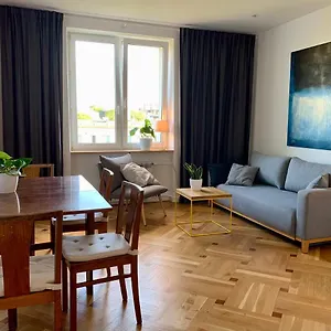 https://royal-lazienki-warsaw.warsawhotelspoland.com